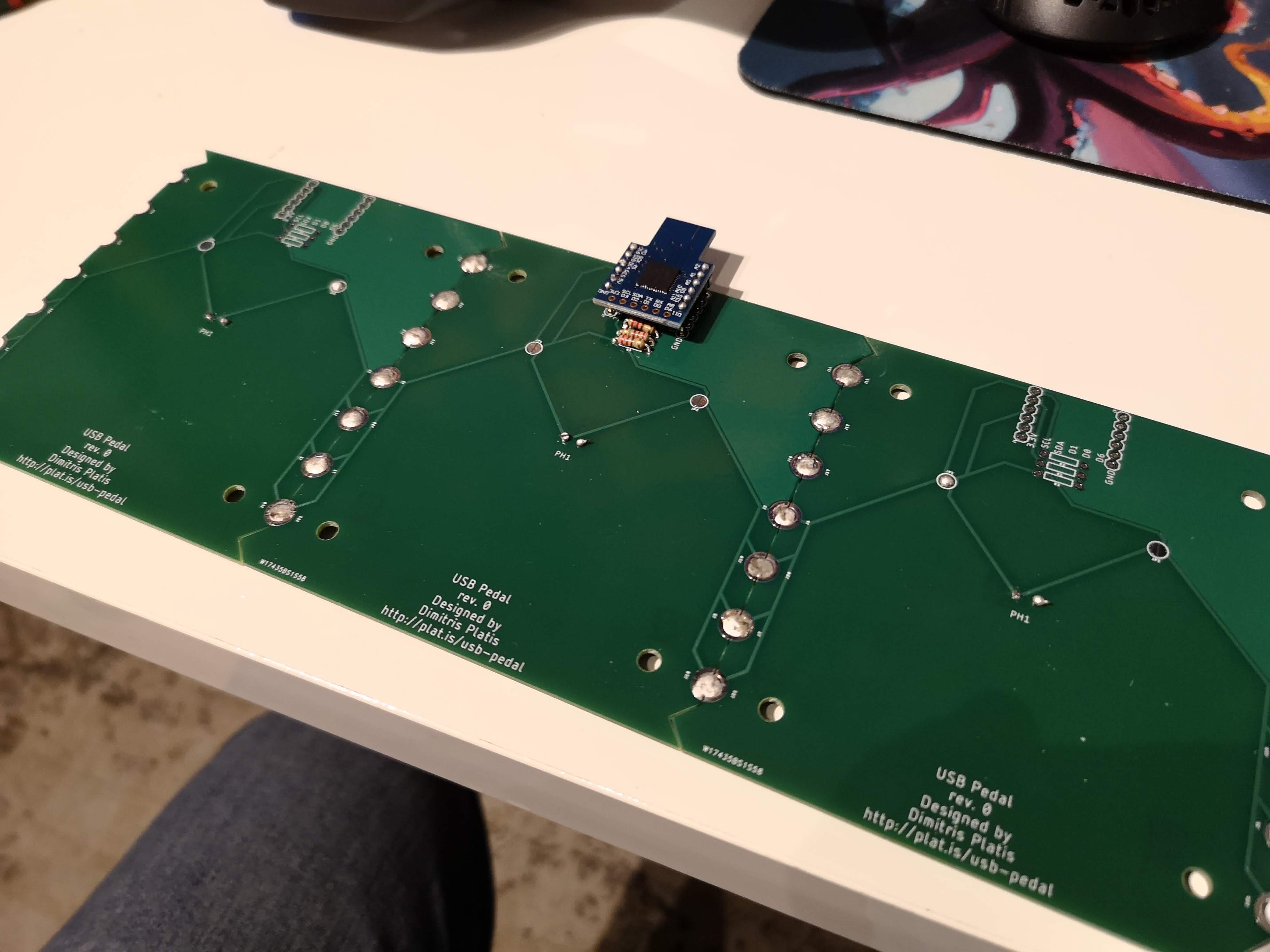 toetap-pcb-top-assembled